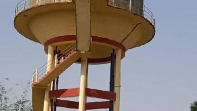 ओवरहेड टैंक की सफाई, लेकिन फिर थमी जलापूर्ति