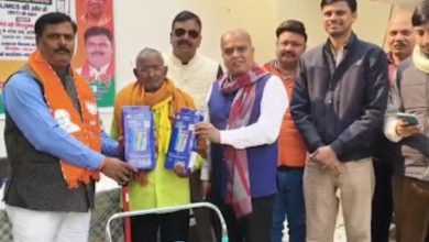बुजुर्गों के लिए आशा की किरण बनी ‘राष्ट्रीय वयोश्री योजना’, करौंदी में सहायक उपकरणों का वितरण