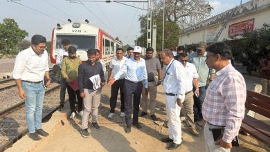 गंगा ब्रिज से रायबरेली रूट तक DRM का सख्त निरीक्षण, स्टेशनों पर यात्री सुविधाएं सुधारने के निर्देश