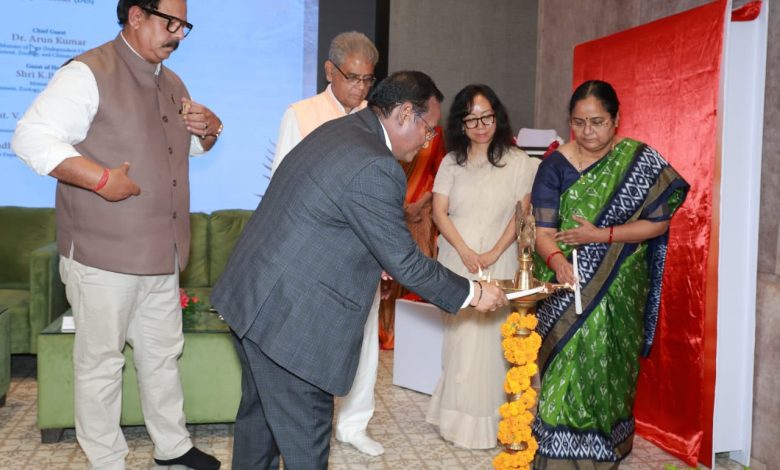 दुधवा टाइगर रिजर्व पर आधारित पुस्तक ‘टाइगर गार्डियन्स ऑफ दुधवा’ का विमोचन